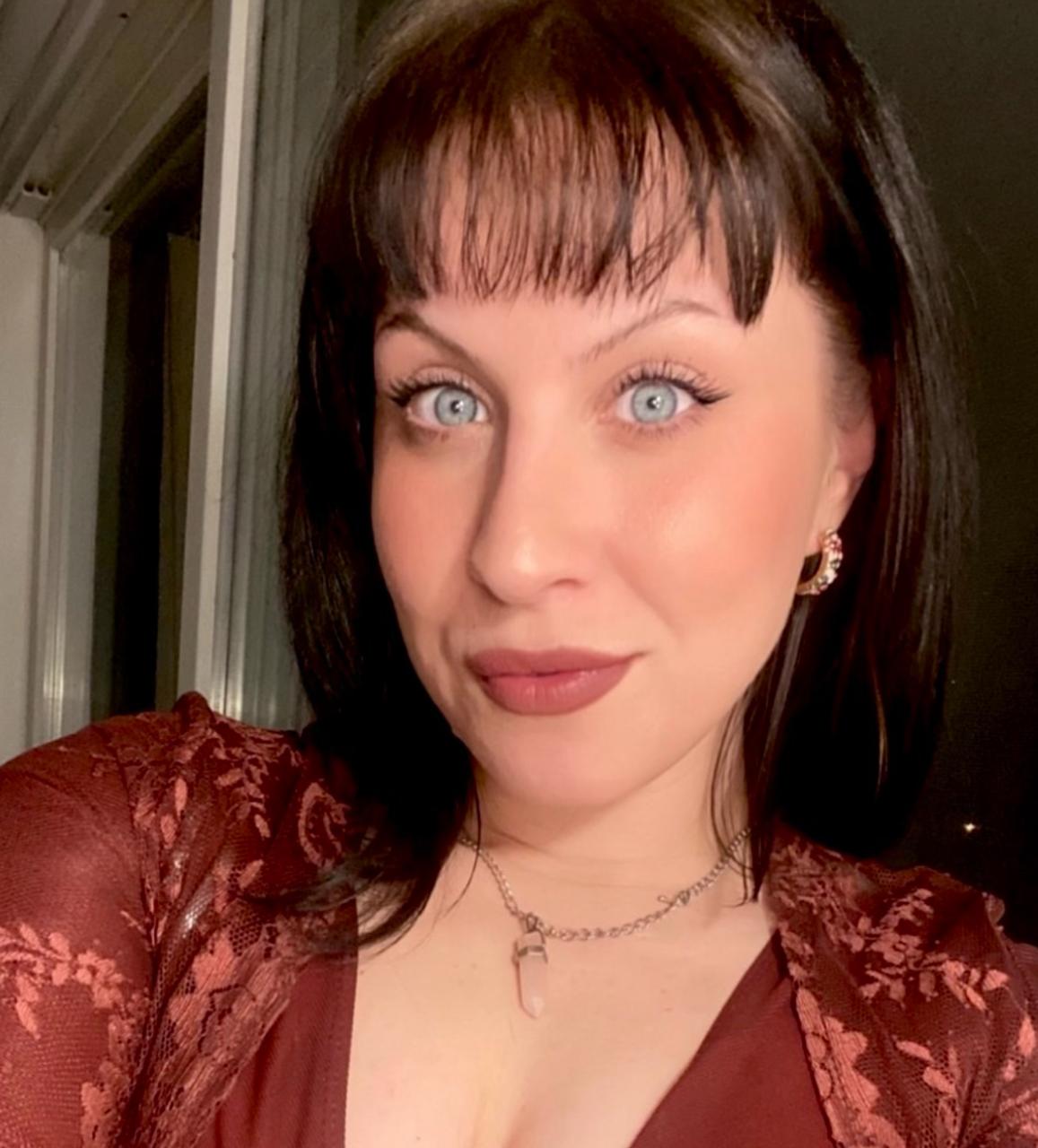 Profile photo 1 of 2