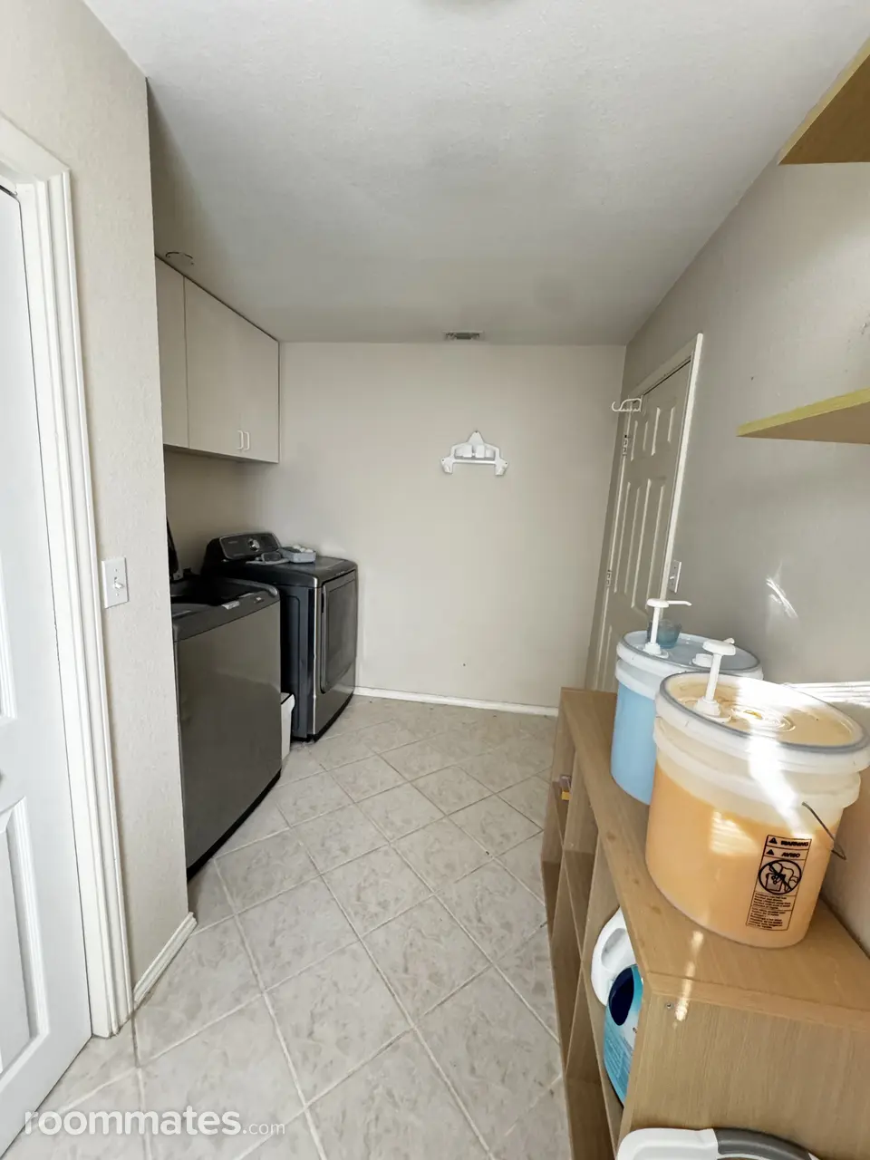 Profile photo 4 of 13