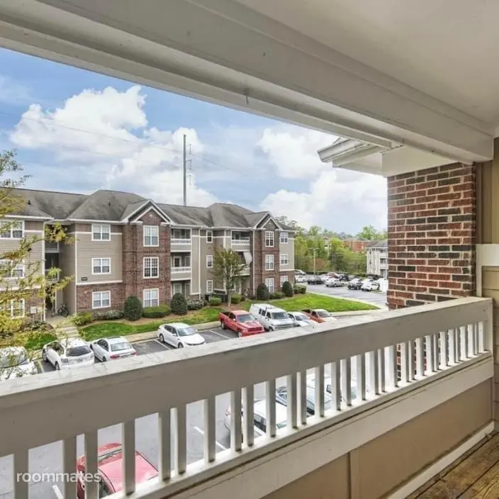Room for rent in Charlotte, NC $2000, condo
