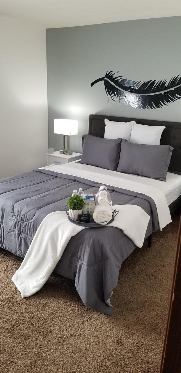 Profile photo 3 of 4