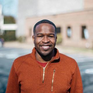 Roommate looking Arlington, VA, $1300