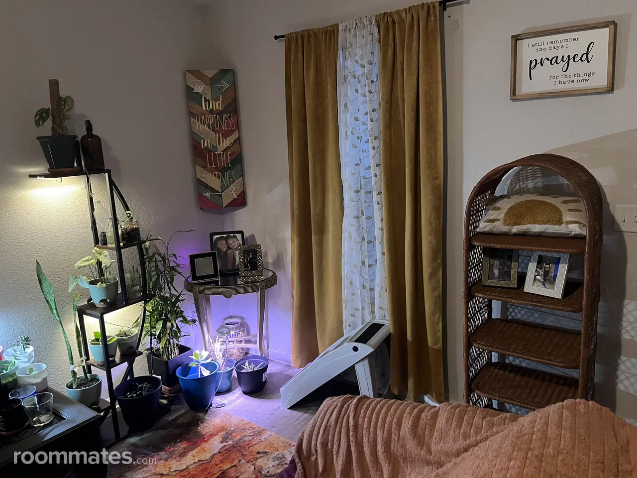 Profile photo 13 of 19