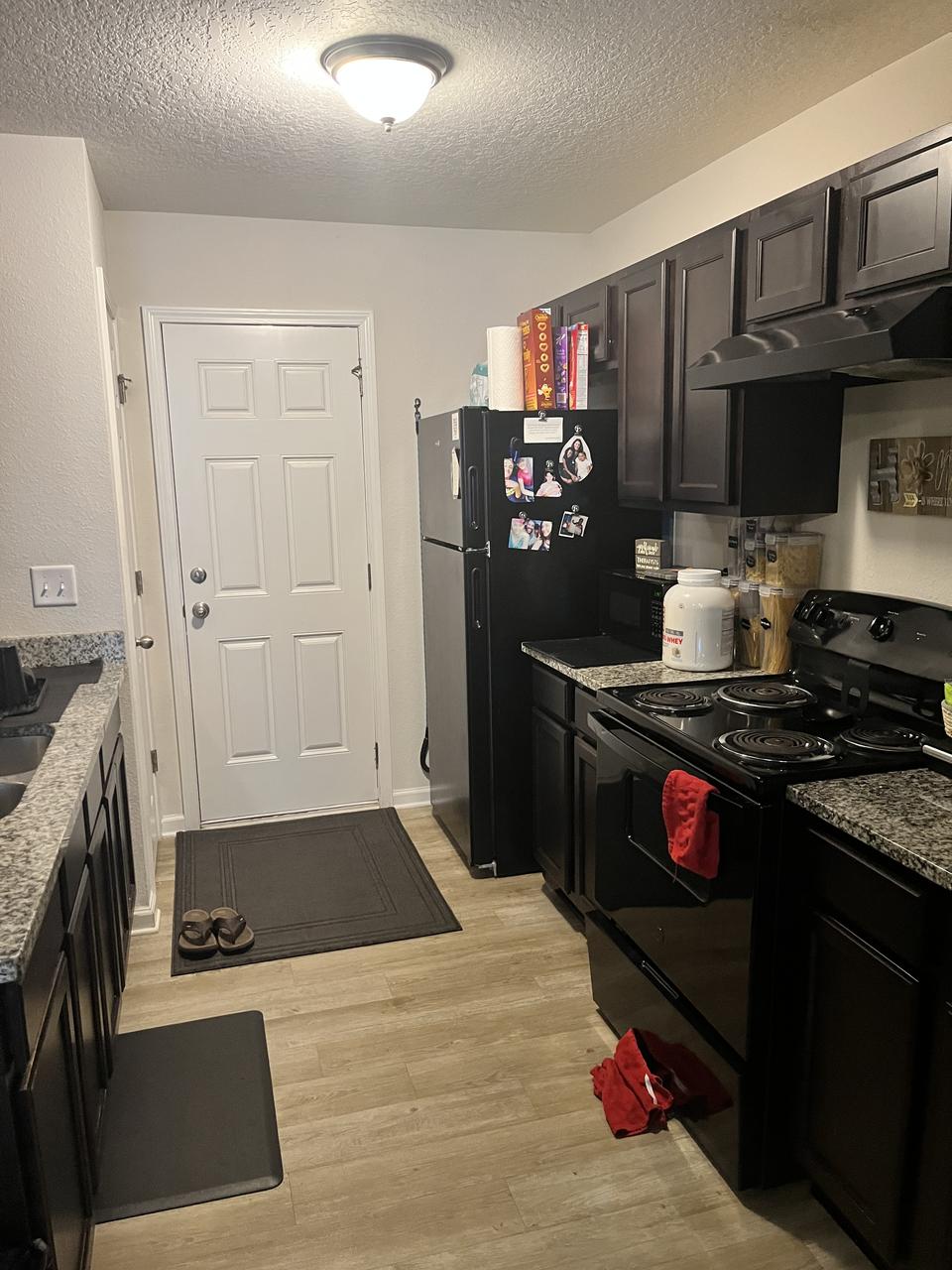 Profile photo 18 of 19