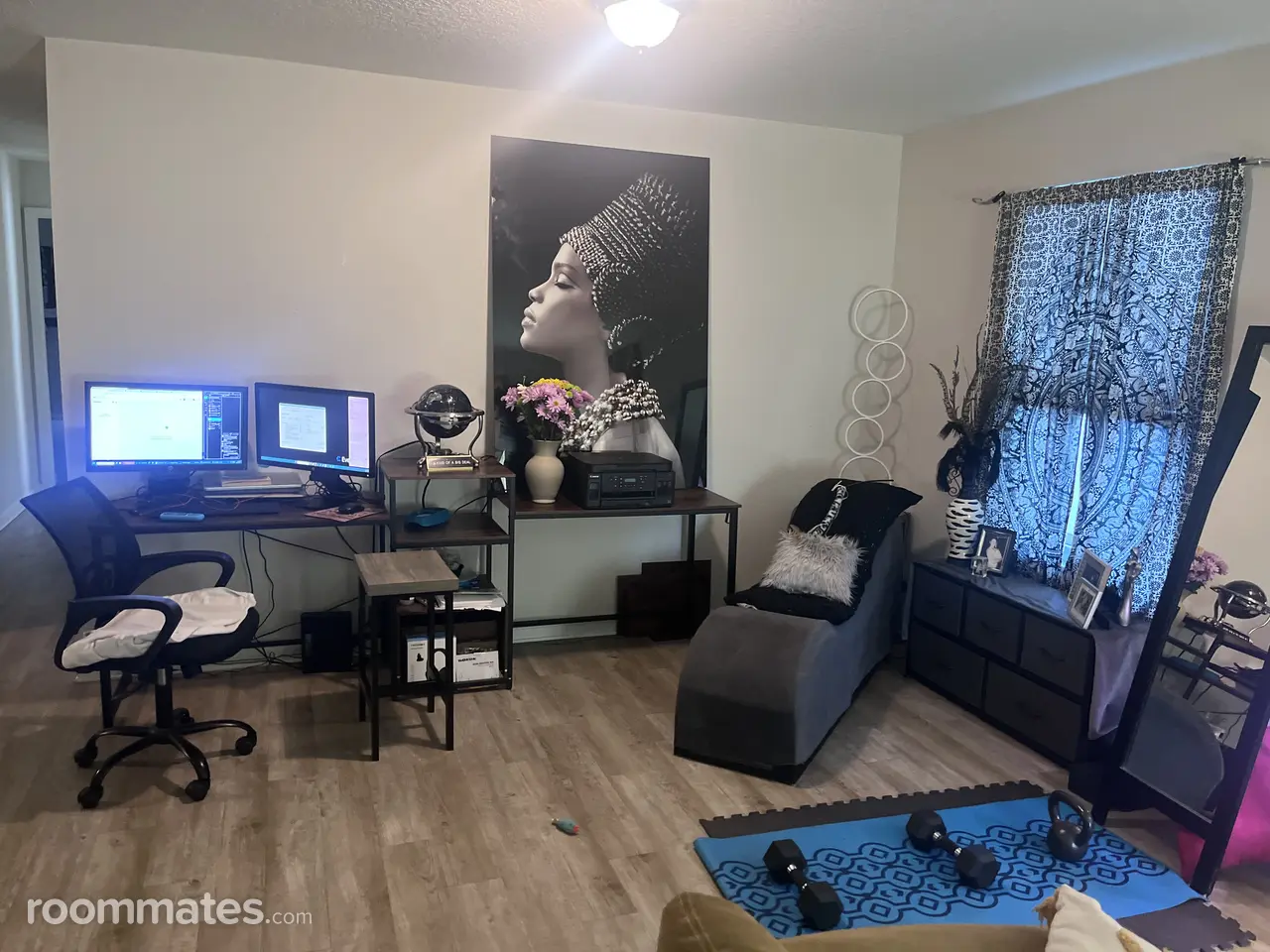 Profile photo 1 of 19