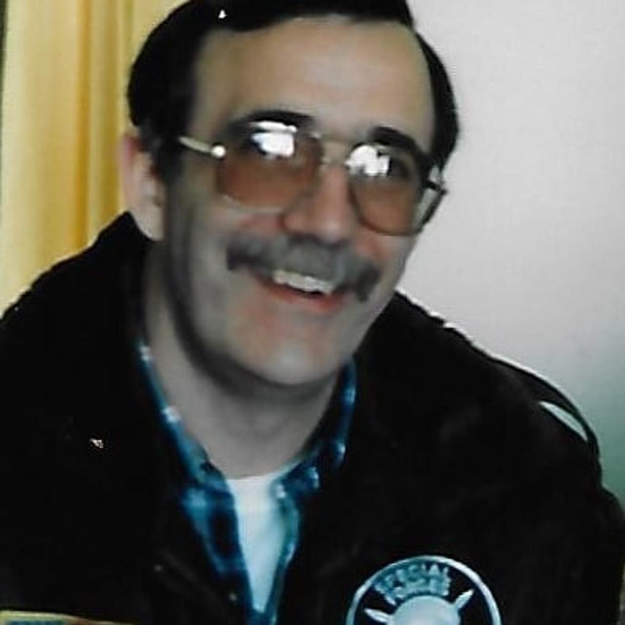 Profile photo 4 of 5