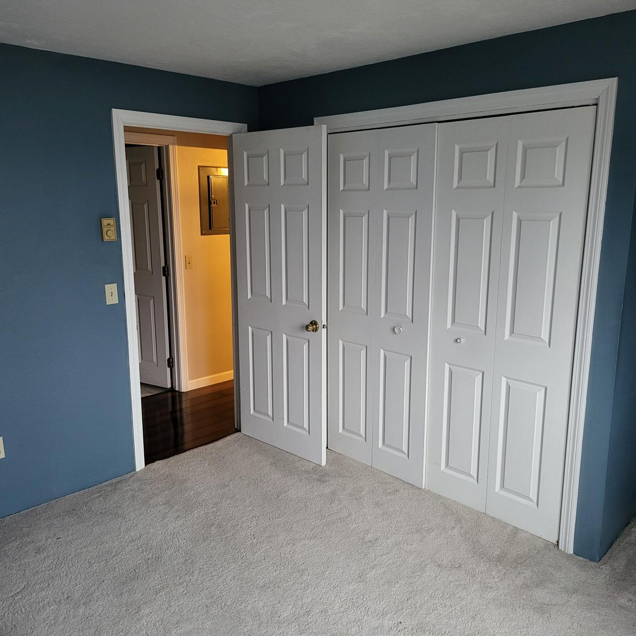 Profile photo 4 of 11