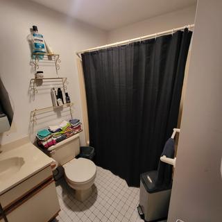 Room for rent in Worcester, MA $1250, condo