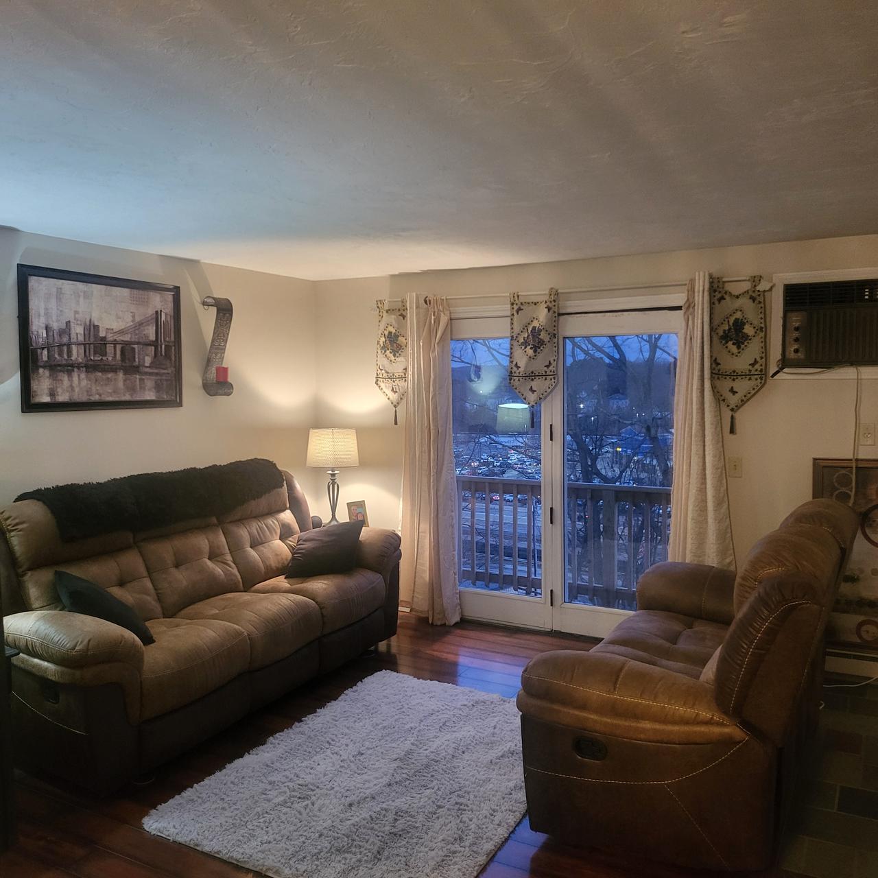 Profile photo 5 of 11