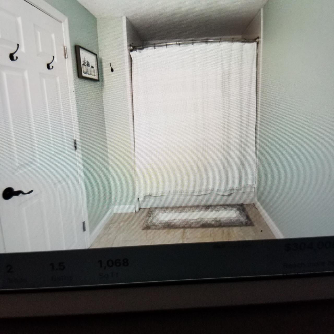 Profile photo 7 of 10