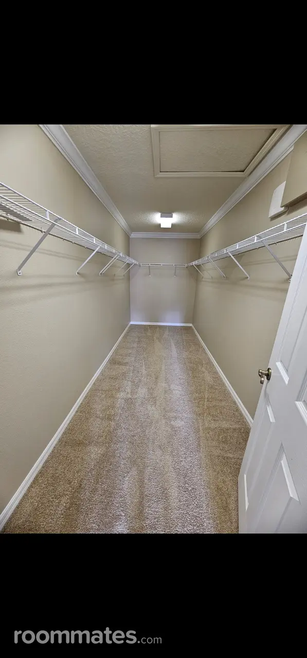 Profile photo 5 of 6