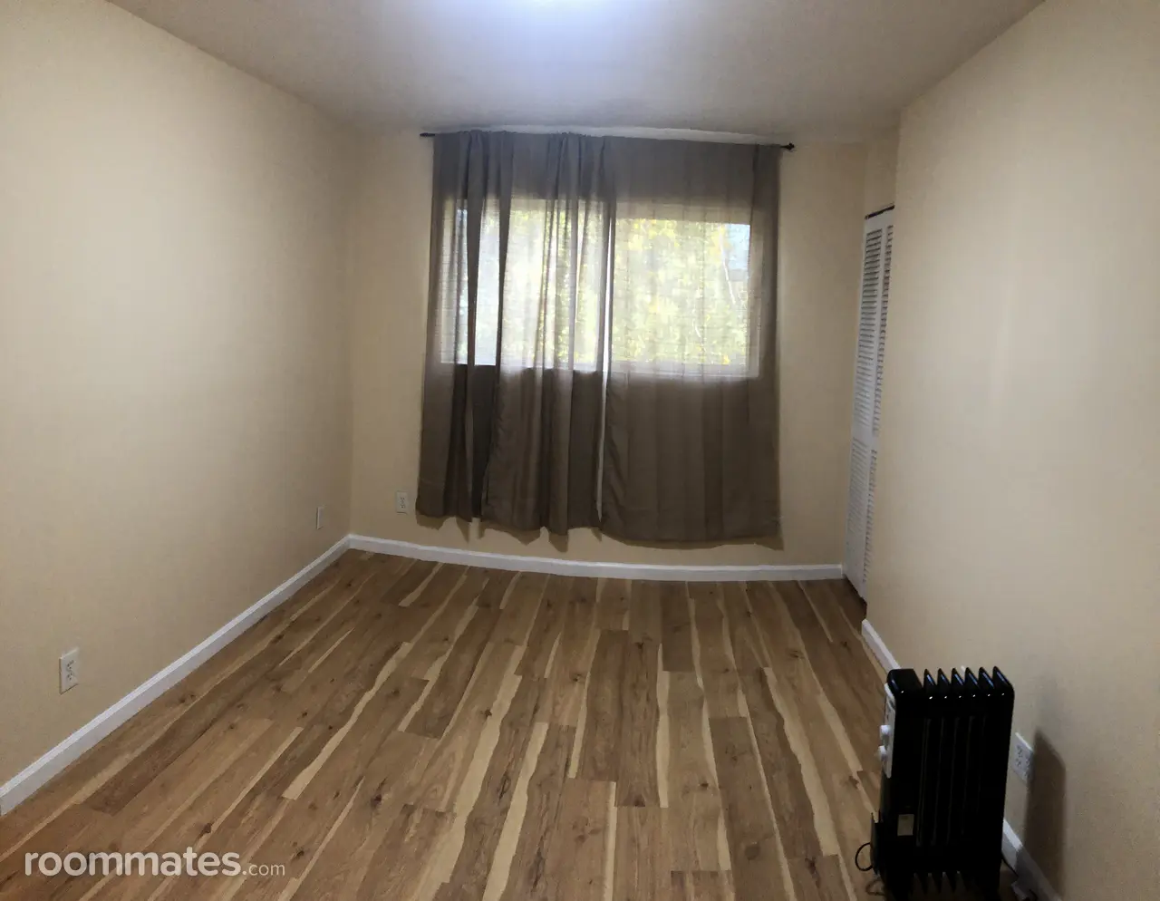 Profile photo 4 of 12