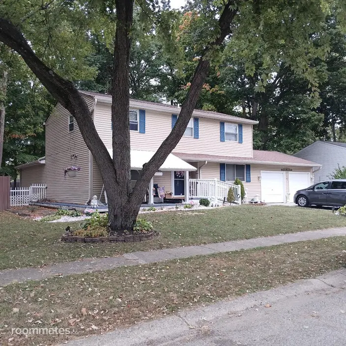 Room for rent in Indianapolis, IN $600, house