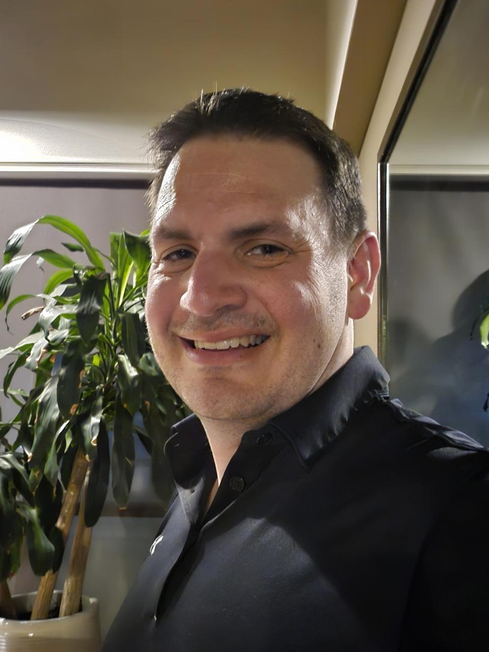 Profile photo 5 of 5