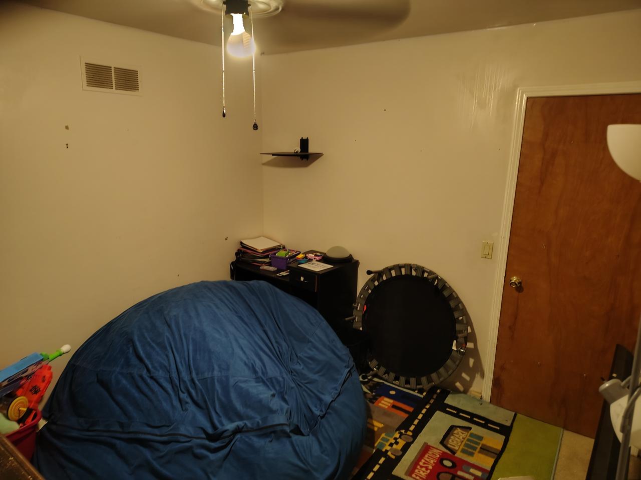 Profile photo 10 of 14