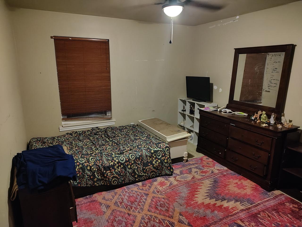 Profile photo 2 of 14