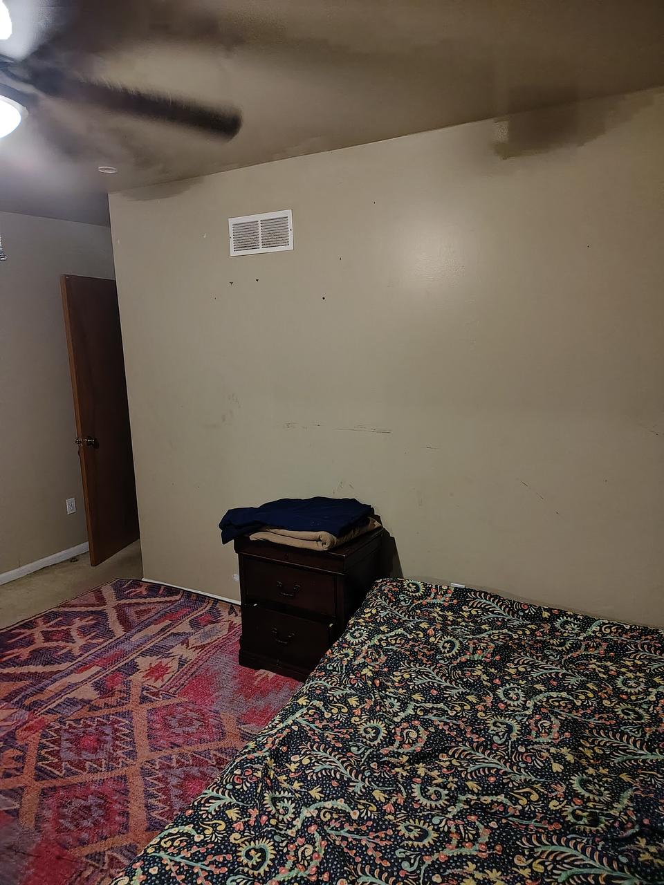 Profile photo 3 of 14