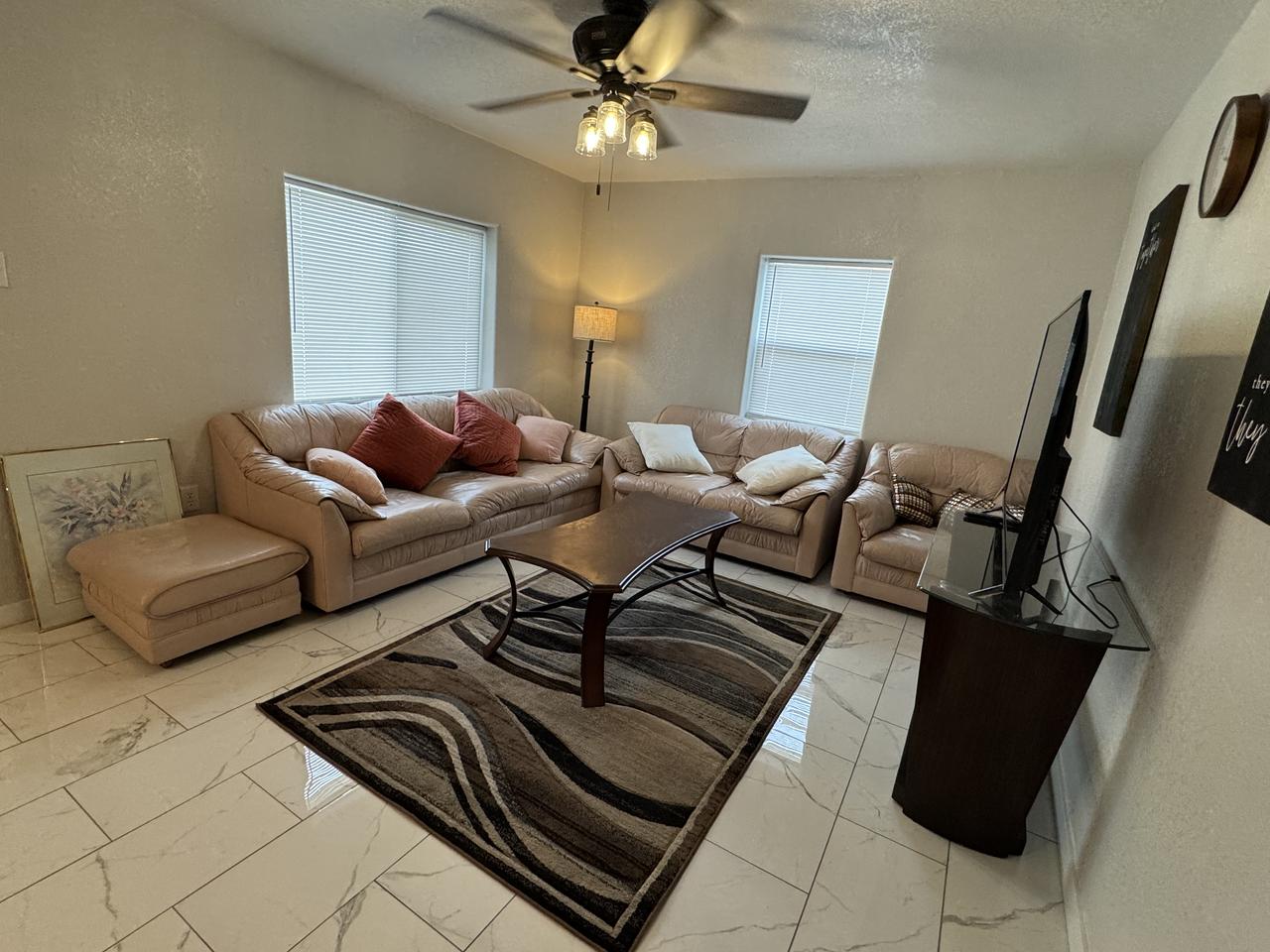 Profile photo 6 of 8