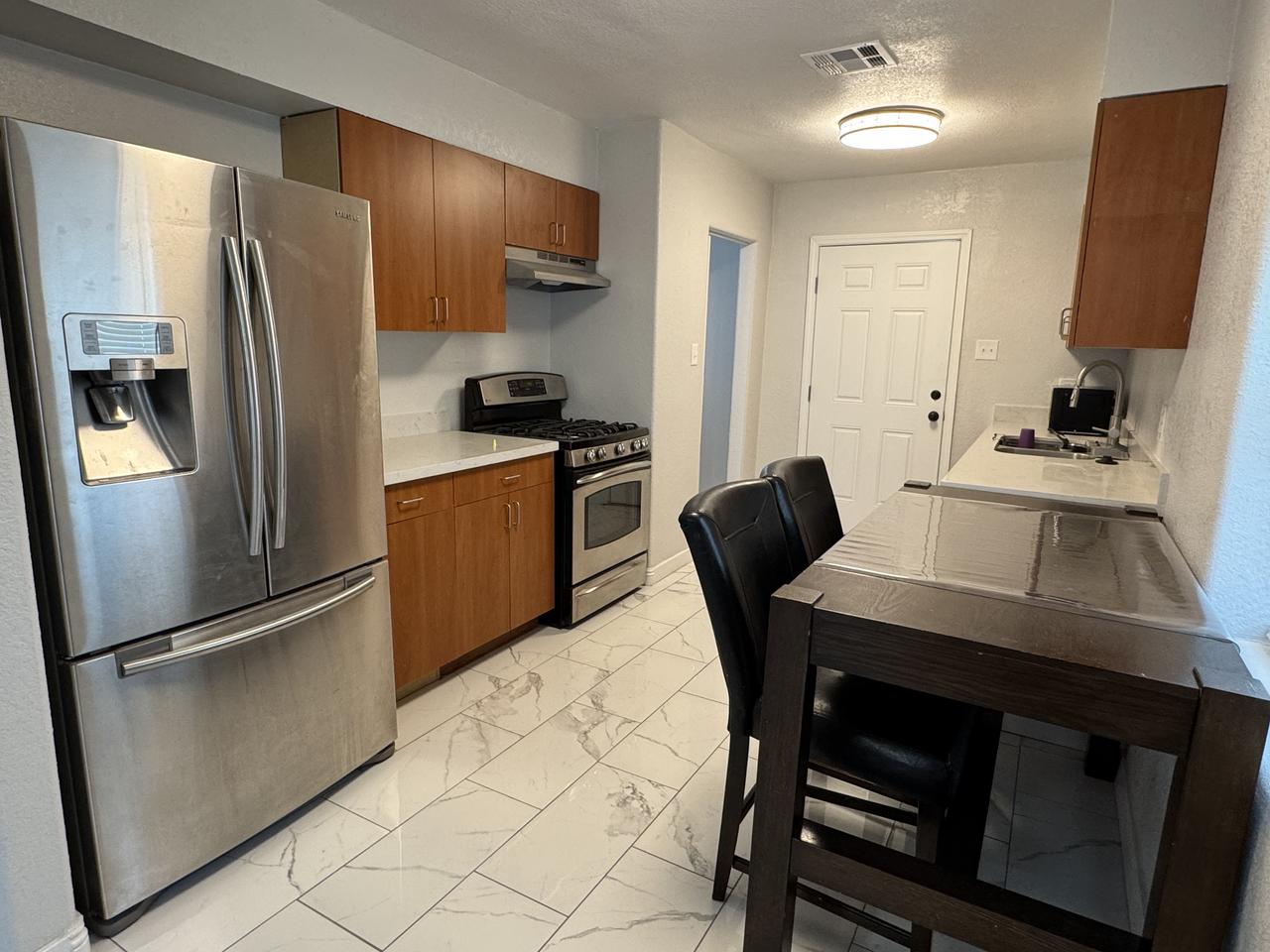 Profile photo 2 of 8