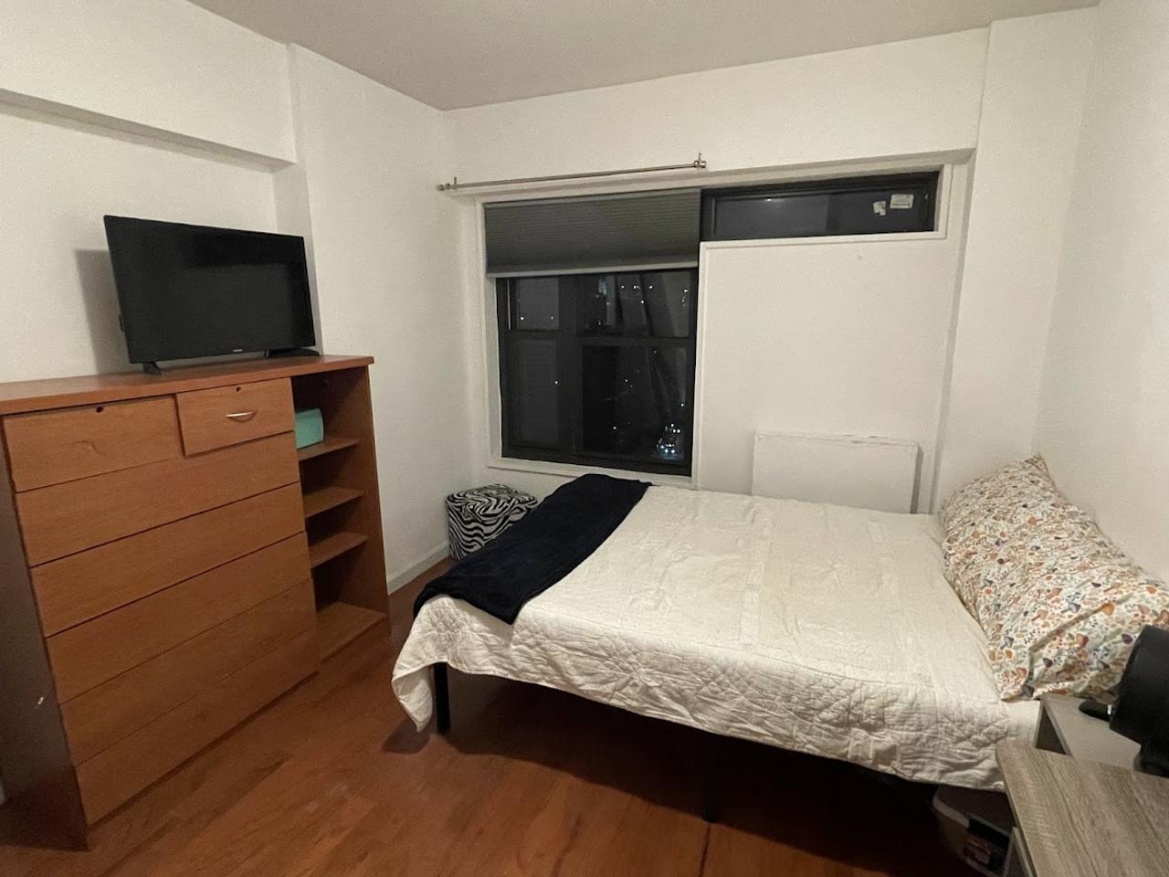 Profile photo 1 of 2