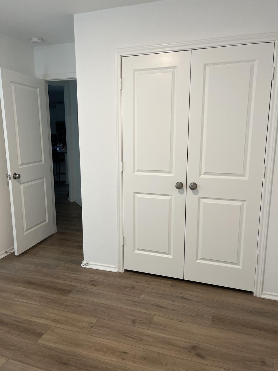 Profile photo 14 of 17