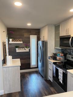 Room for rent in Boca Raton, FL $1600, condo