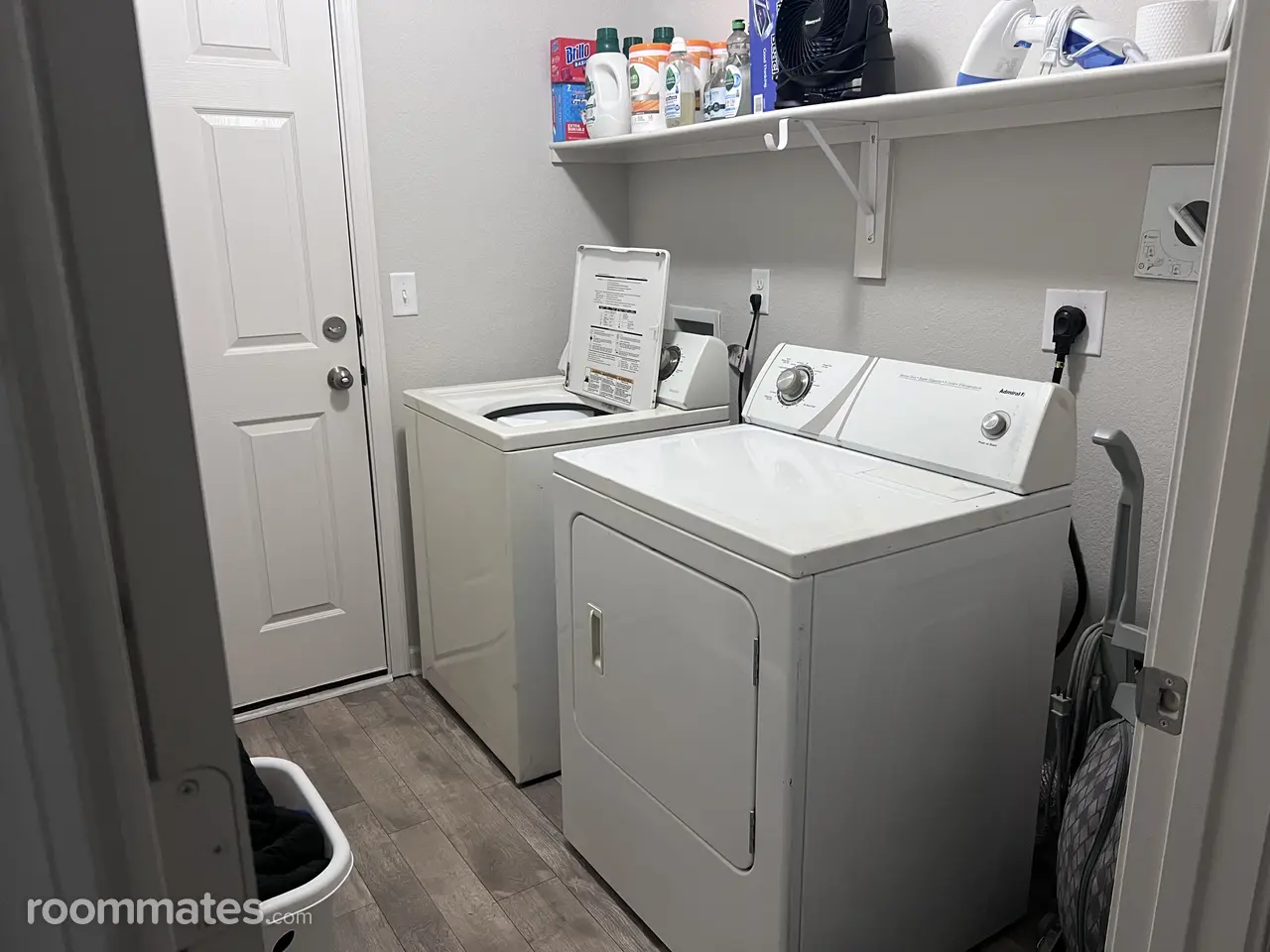 Profile photo 7 of 8