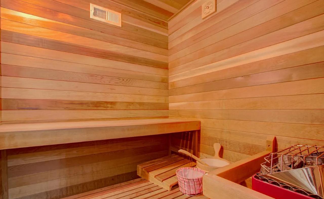 Profile photo 9 of 13