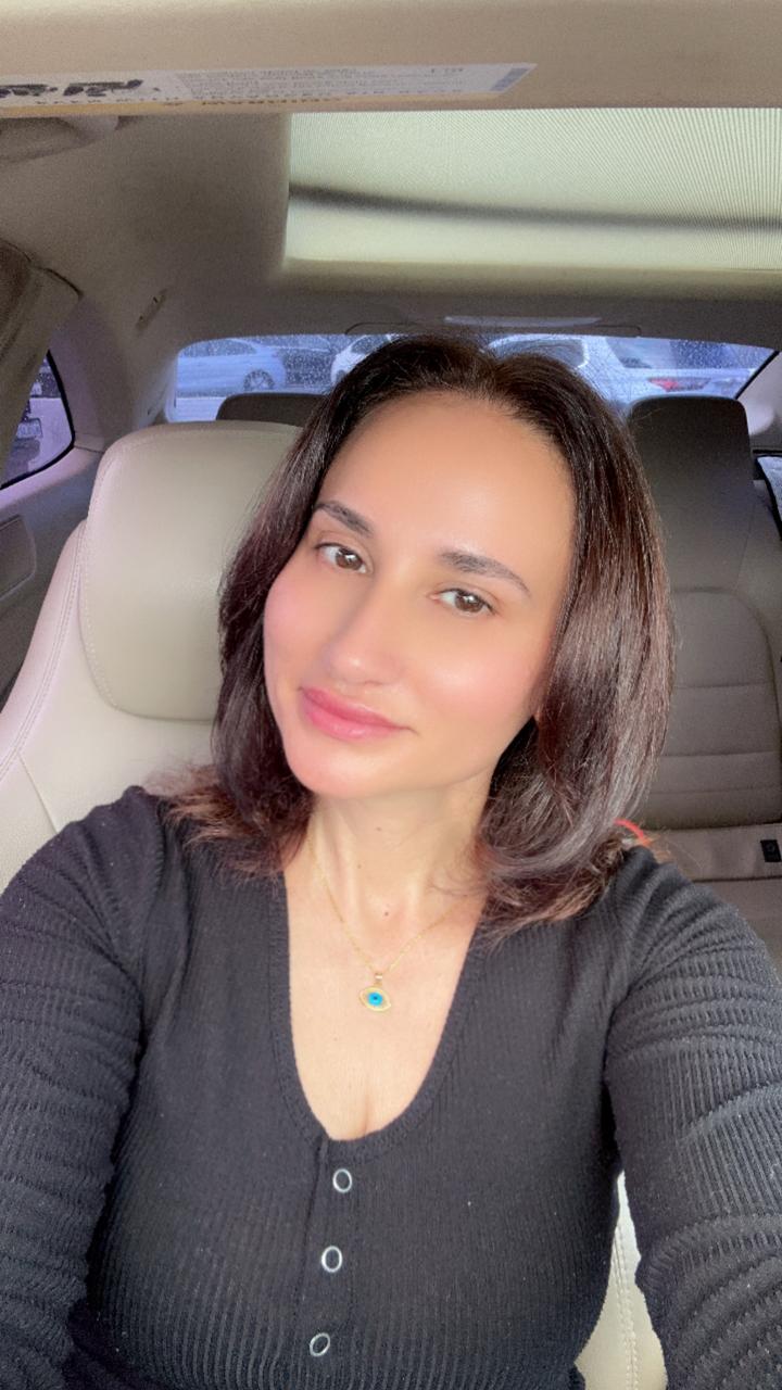 Profile photo 11 of 13