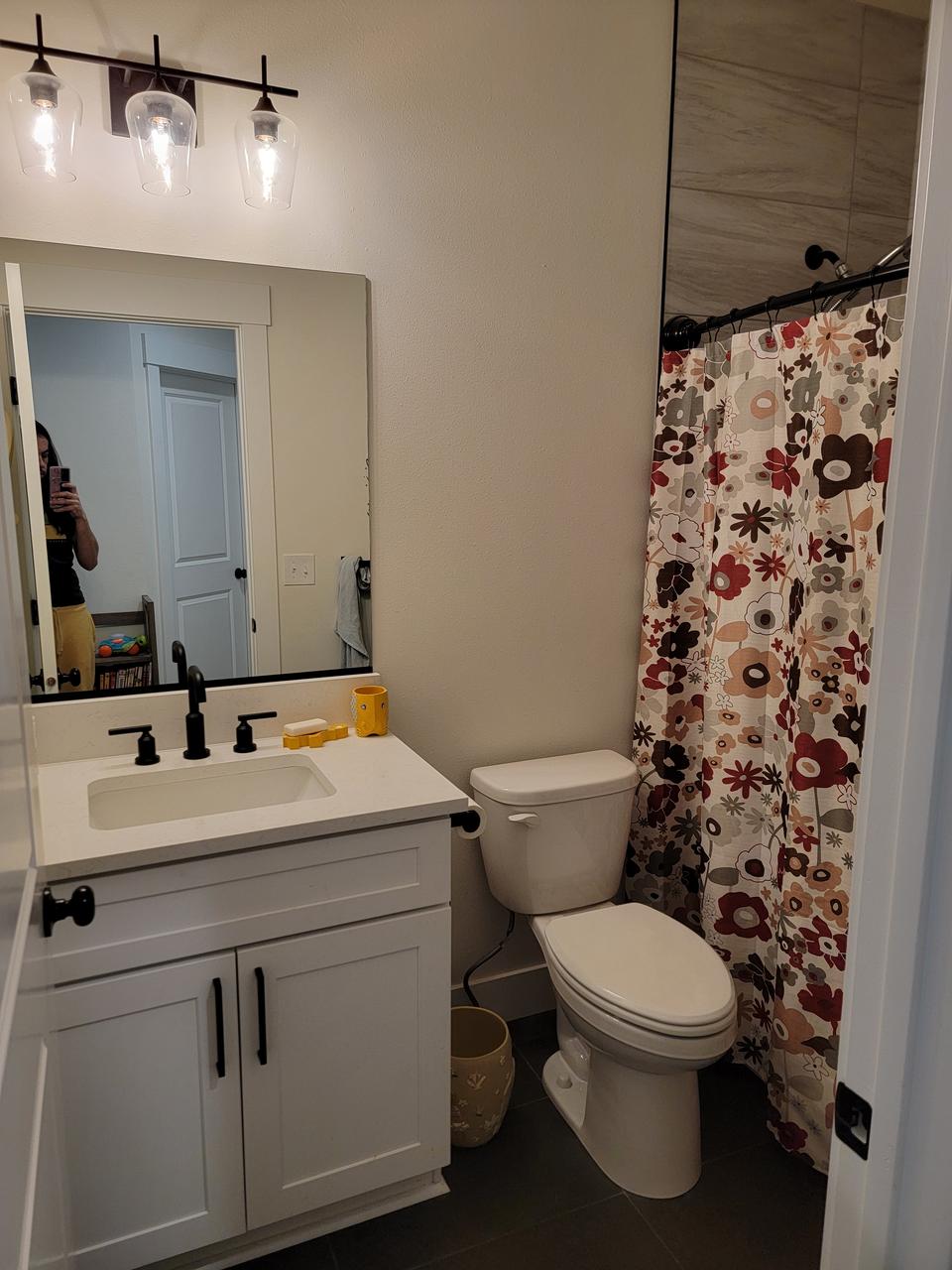 Profile photo 9 of 12