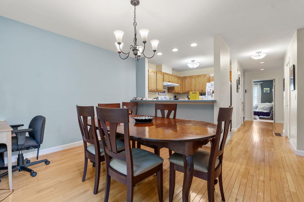 Profile photo 2 of 10