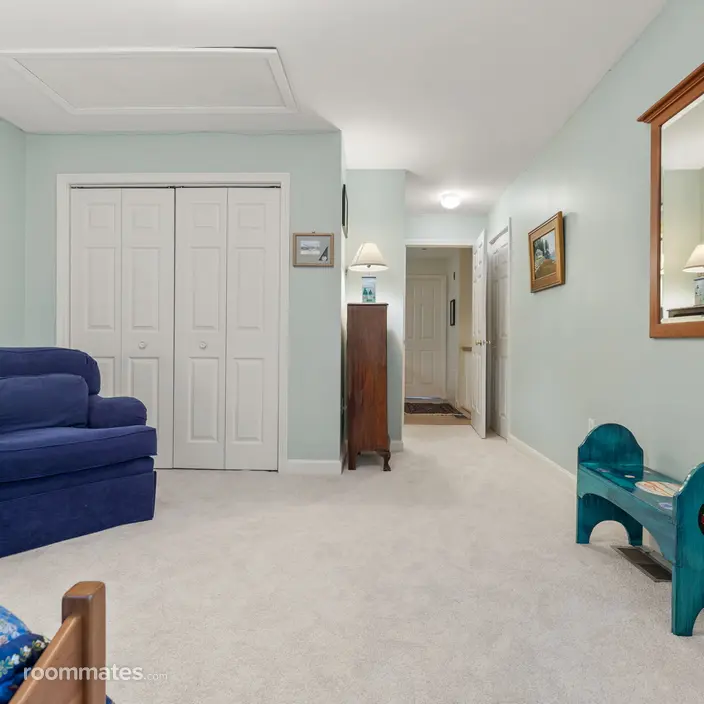Room for rent in Lincoln, MA $1600, townhouse