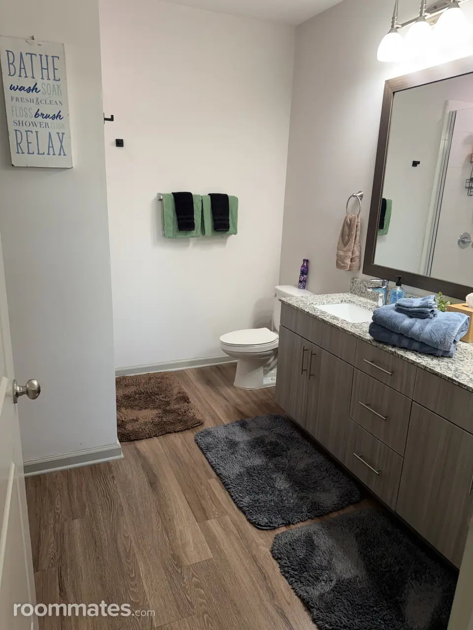 Profile photo 2 of 11