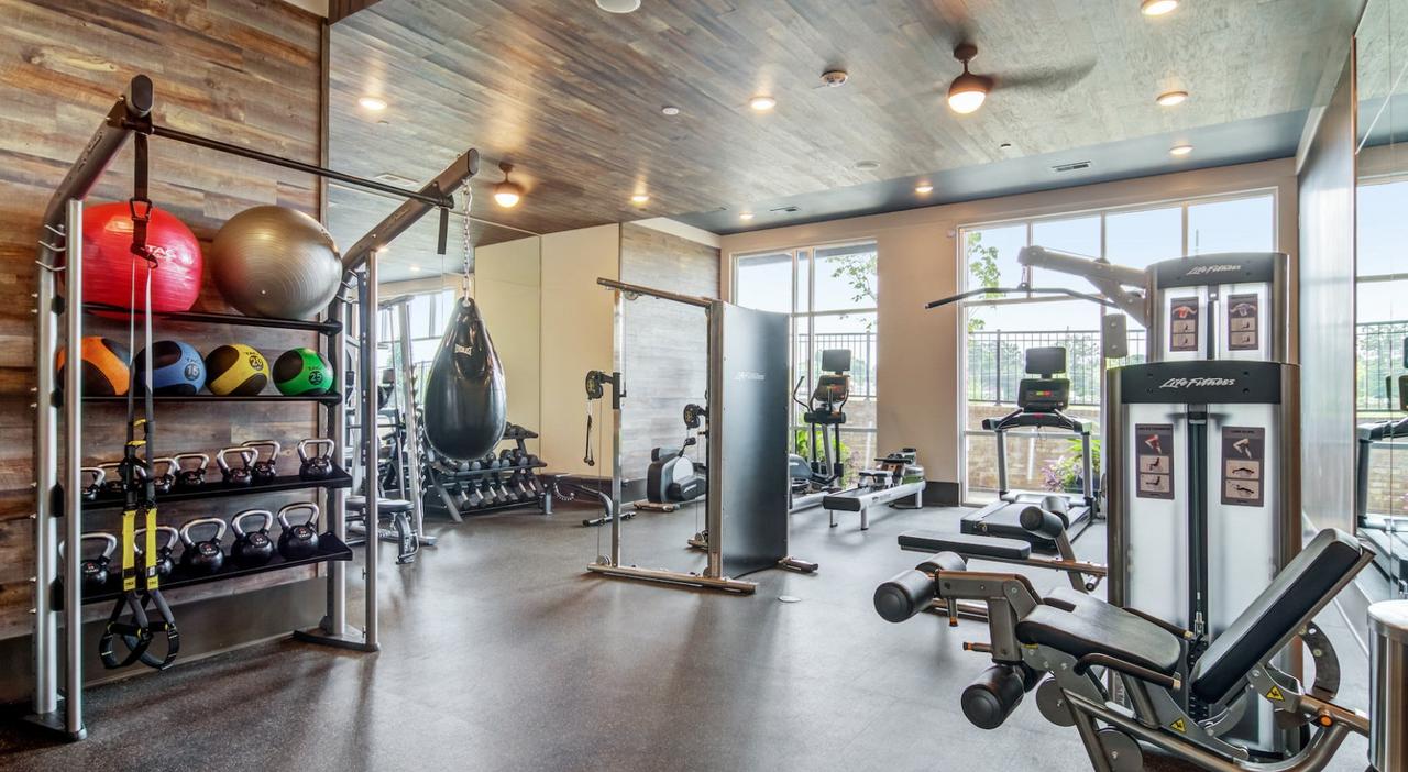 Profile photo 7 of 11