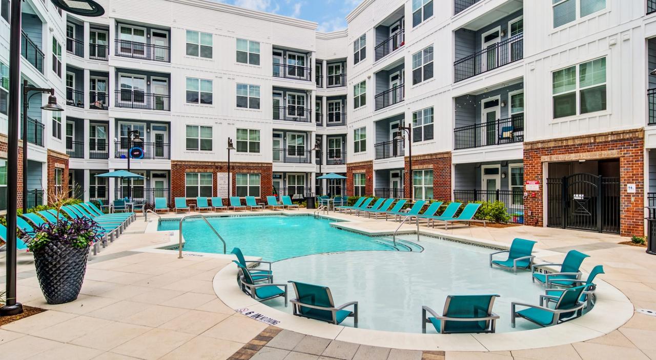 Profile photo 9 of 11