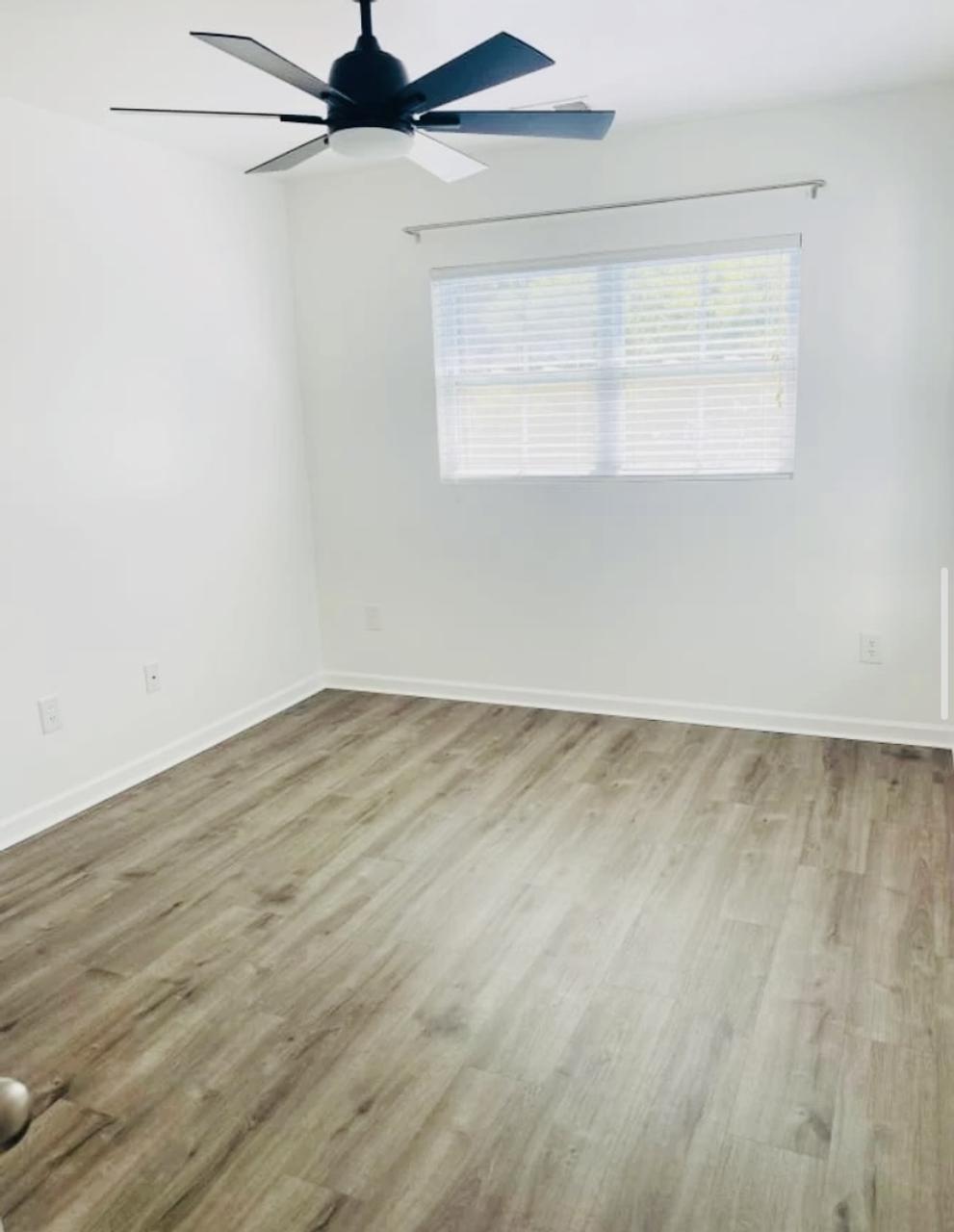 Profile photo 6 of 9