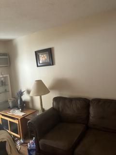 Room for rent in Burnsville, Minnesota $700, condo