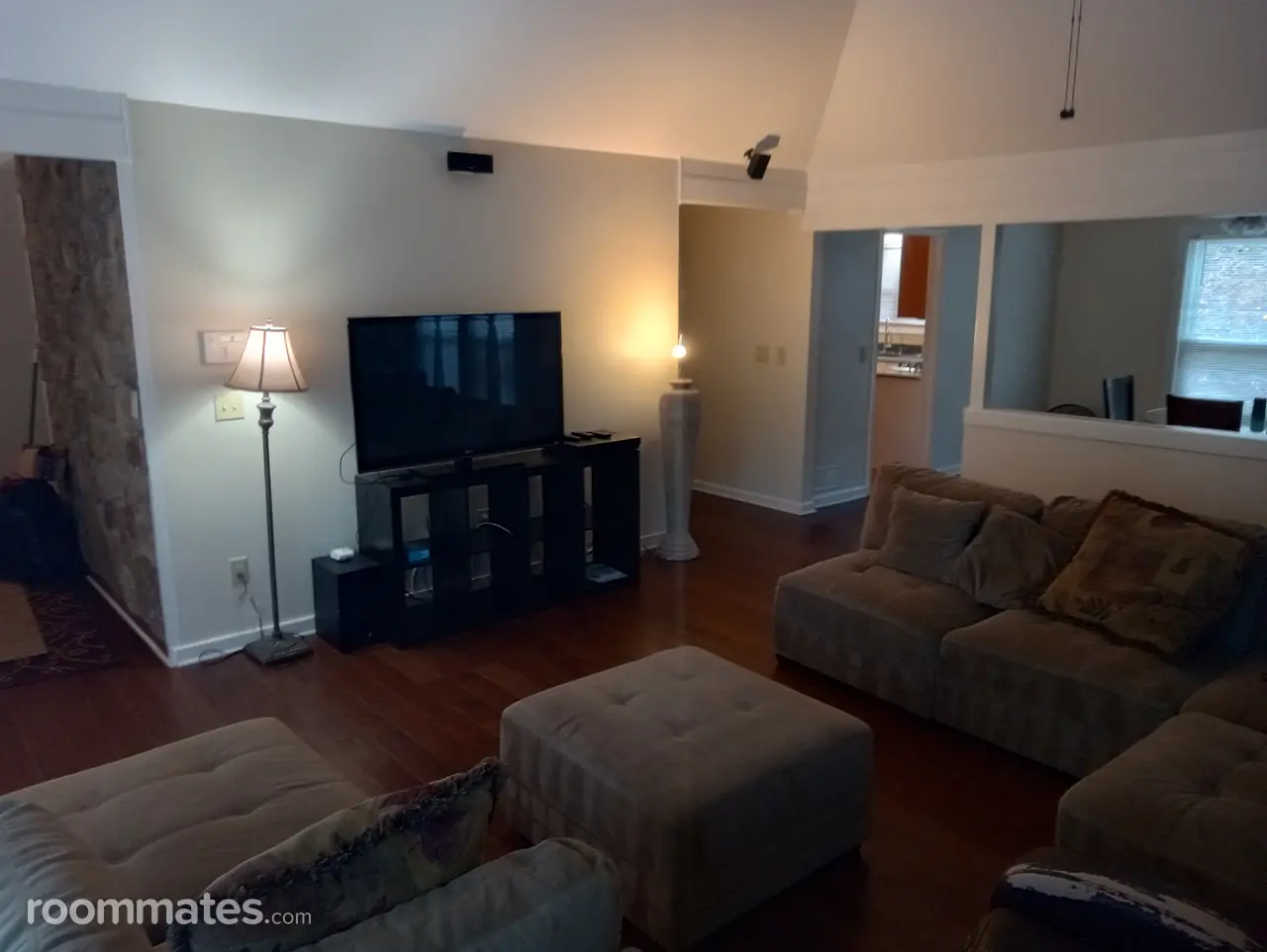 Profile photo 4 of 8