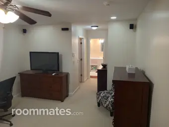 Room for rent in Alpharetta, GA $1075, house