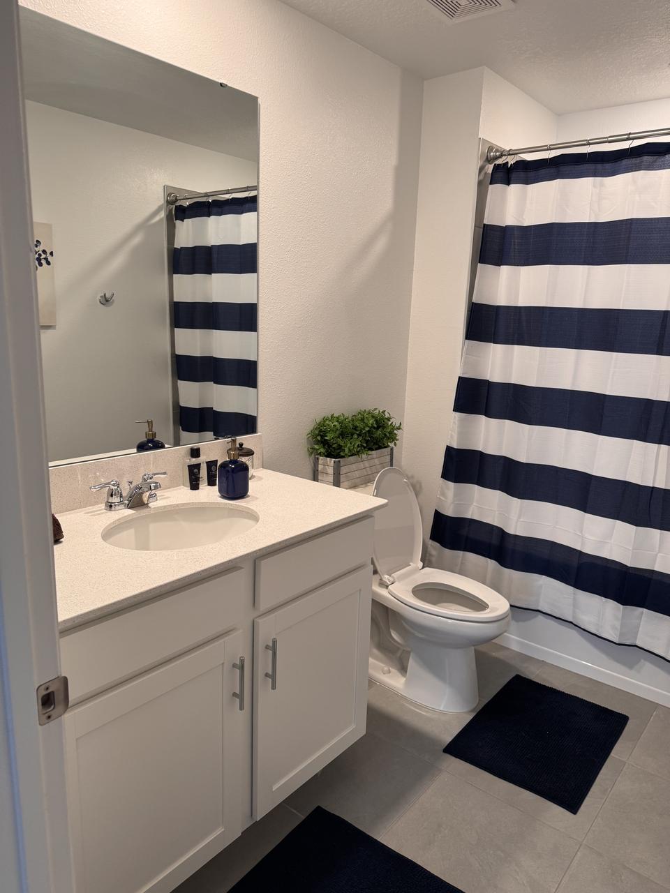 Profile photo 4 of 7