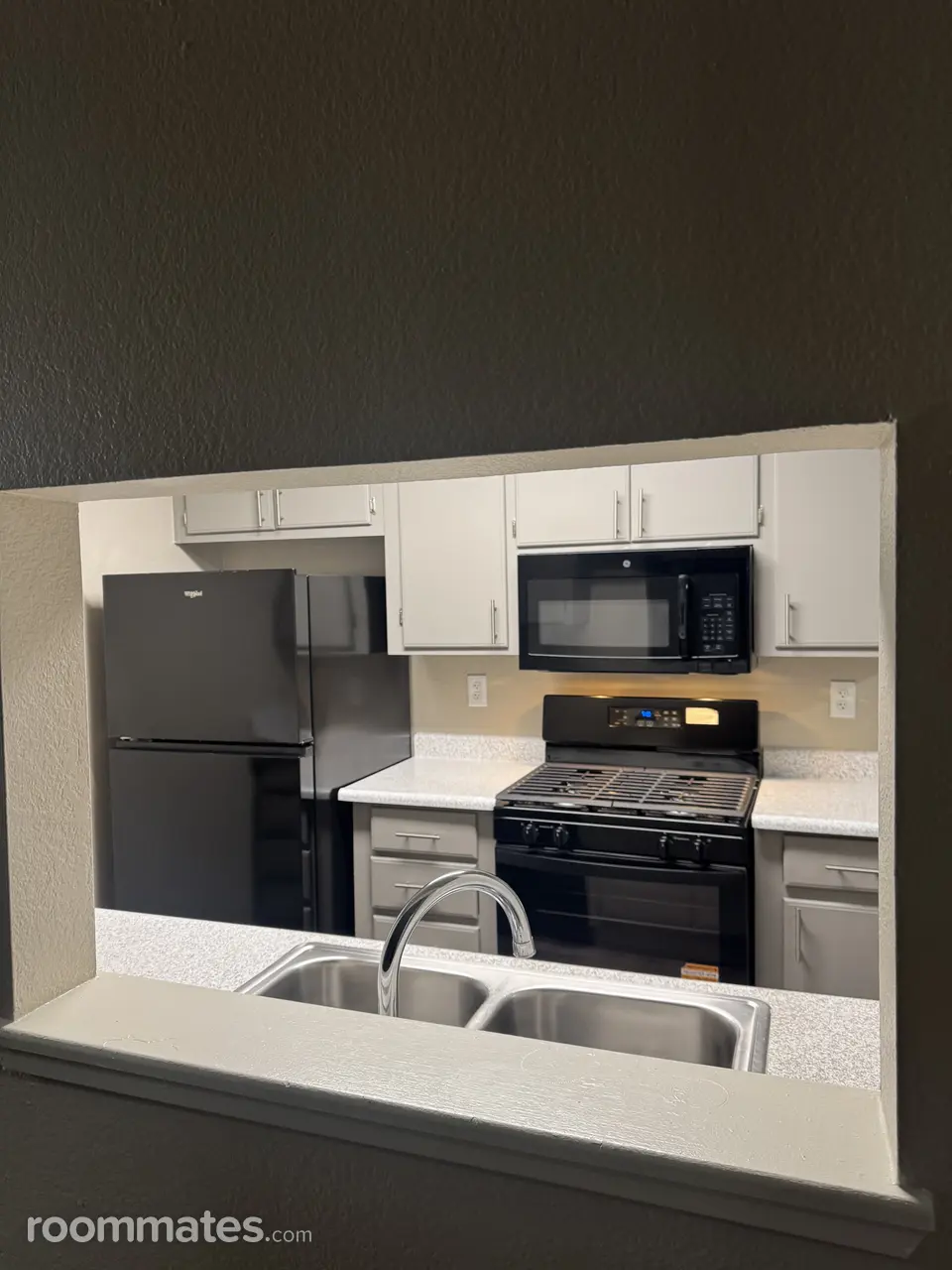 Profile photo 1 of 9