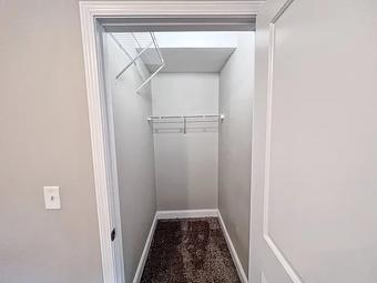 Room for rent in Newport, Kentucky $850, townhouse