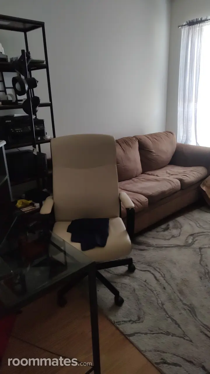 Profile photo 1 of 3