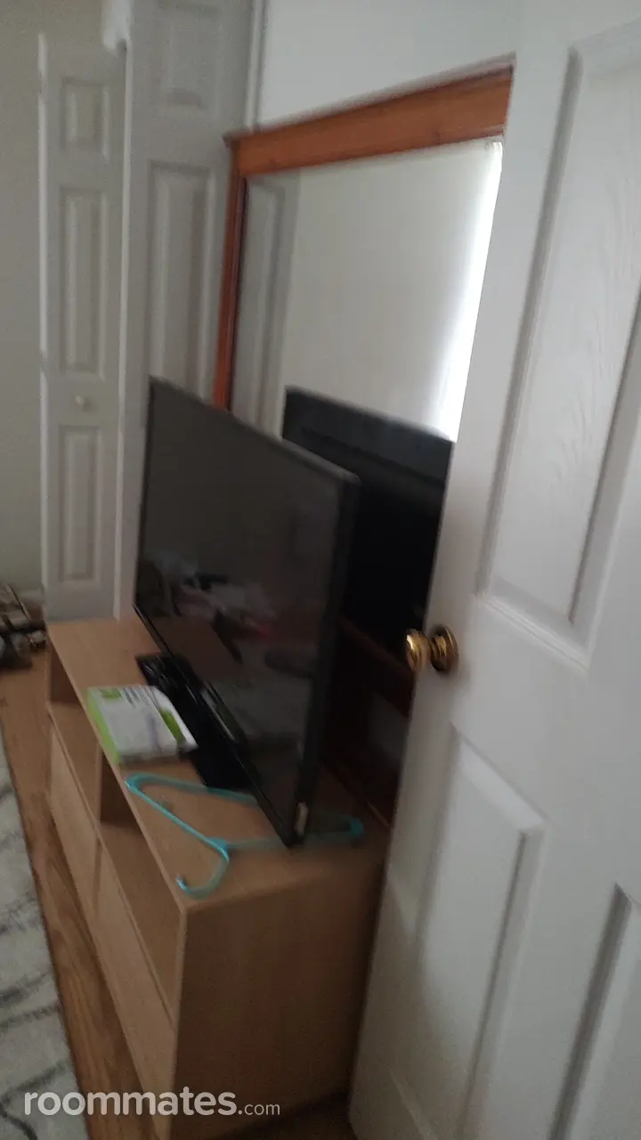 Profile photo 2 of 3