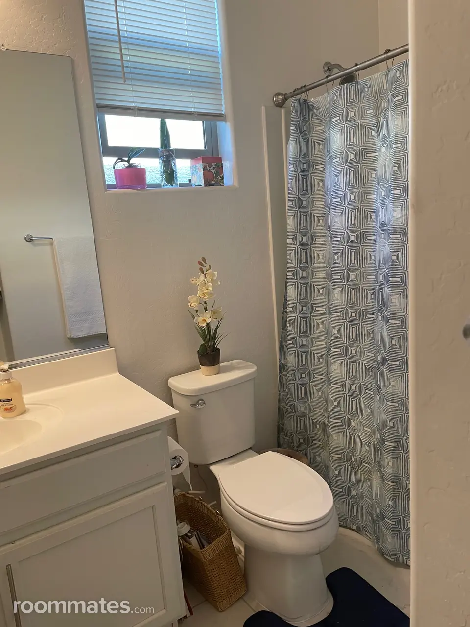 Profile photo 4 of 10