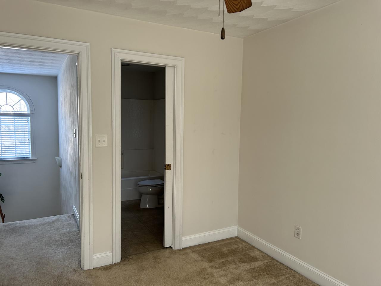 Profile photo 5 of 16