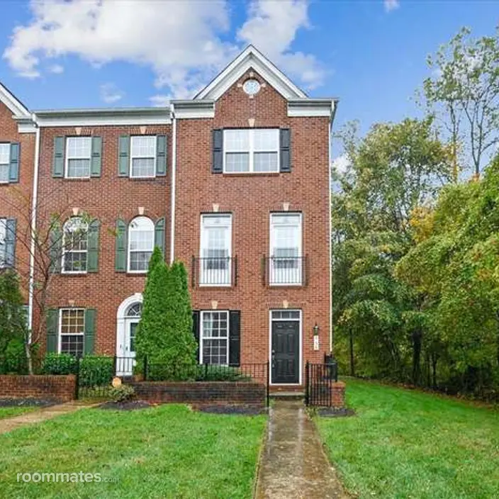 Room for rent in Hyattsville, MD $1200, house