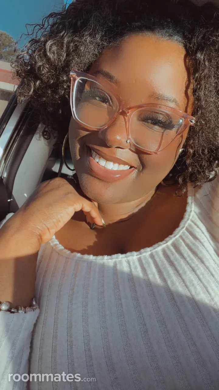 Profile photo 1 of 1