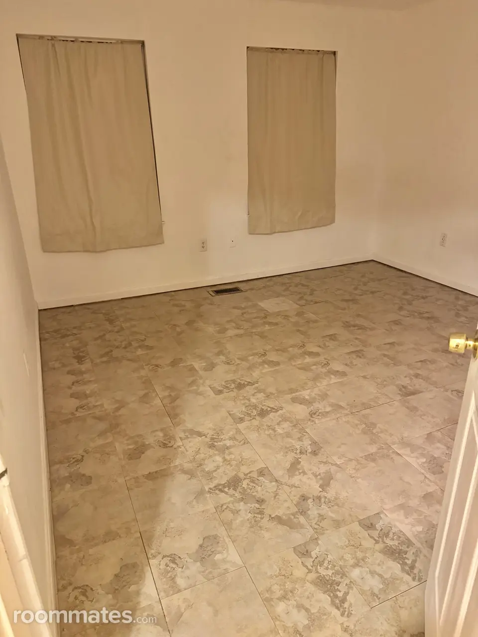 Profile photo 5 of 11