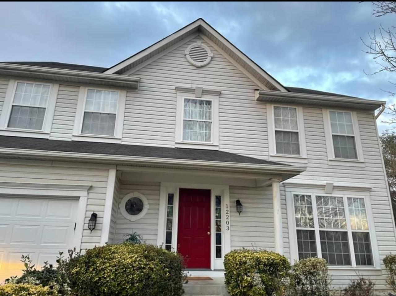 Profile photo 1 of 11