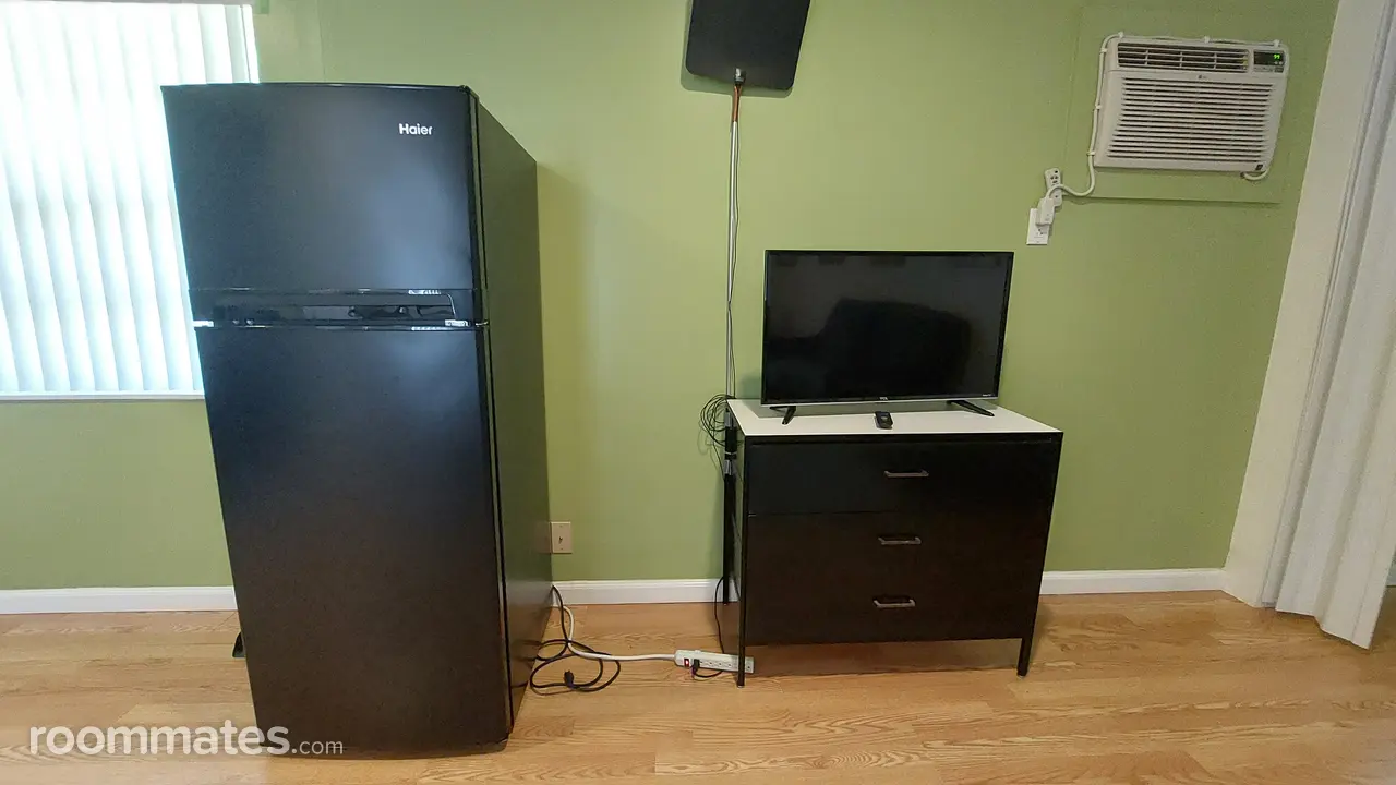 Profile photo 6 of 11